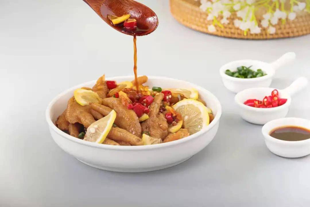 格卤客 爽脆可口的柠檬鸡爪,追剧必备小零食,酸辣开胃!_凤爪