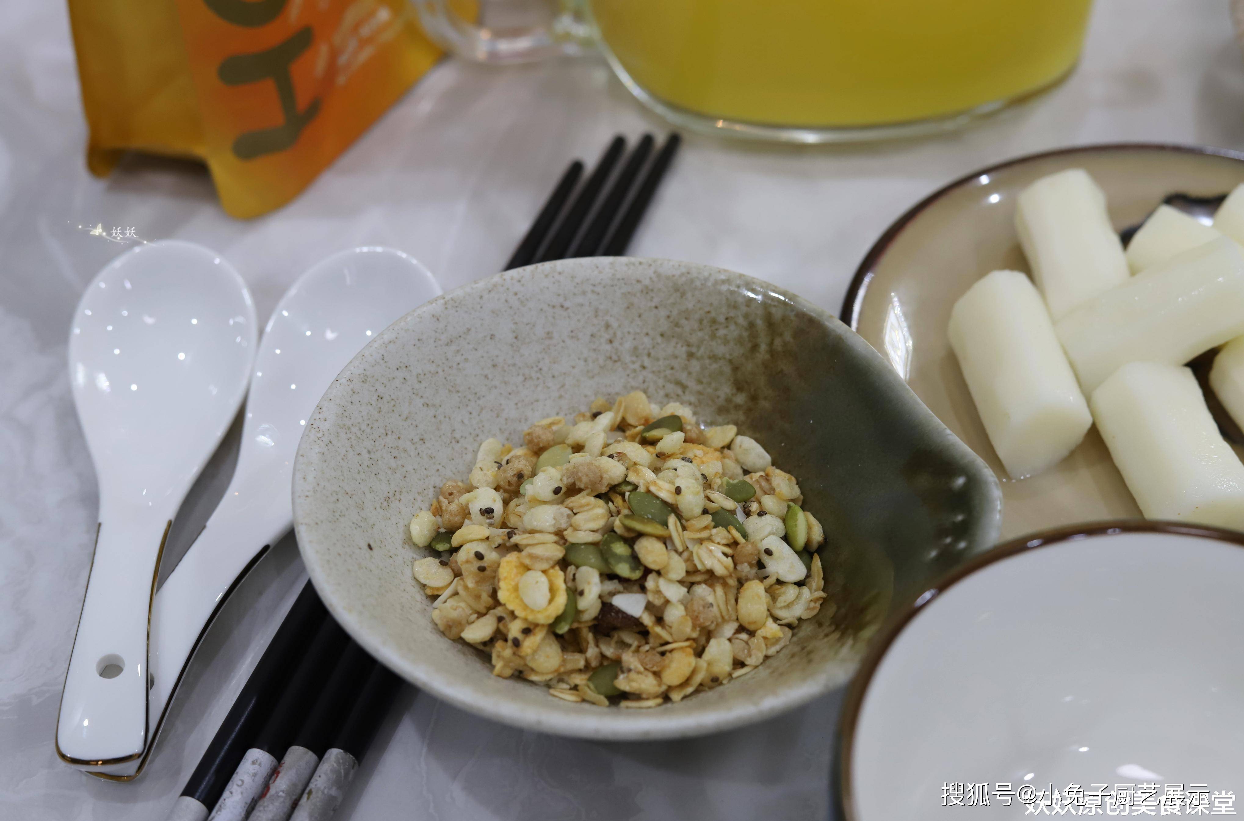 美食|我家孩子的早餐，二十分钟搞定，清爽又丰盛，样样都吃光