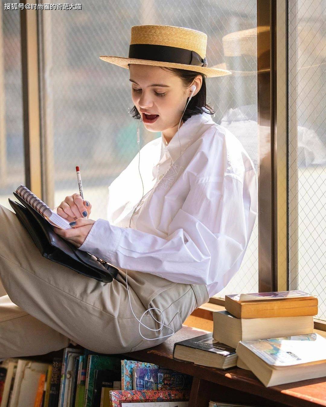 马甲|夏日时髦公式来袭！全套照搬完全OK，难怪超模们街拍也不输秀场