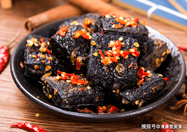 辣味|建议:逛大润发时,看到这些辣味零食别小气,香辣过瘾特解馋!