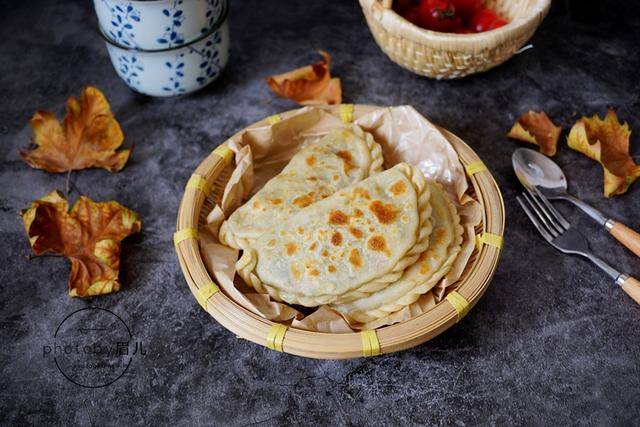 盒子|早餐做这个,比煎饼果子、油条好,有肉有菜有营养,儿子能吃4个