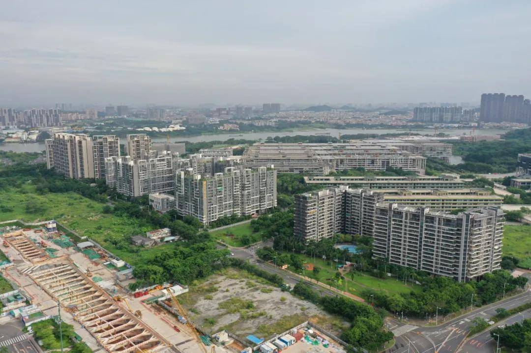 逛了一圈大学城我终于明白新造为什么有点火了