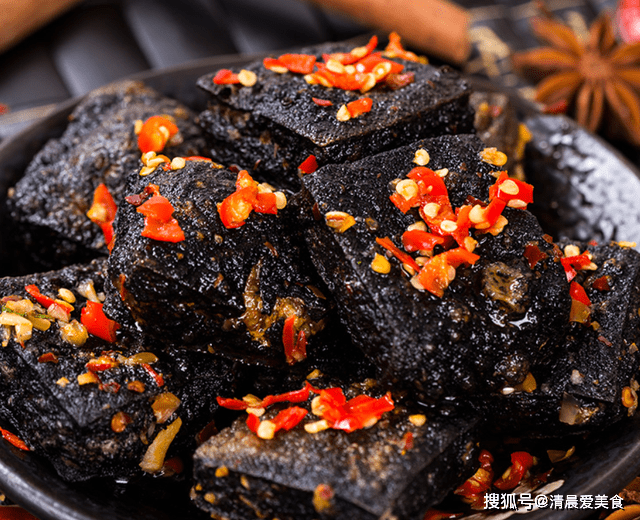 辣味|建议:逛大润发时,看到这些辣味零食别小气,香辣过瘾特解馋!