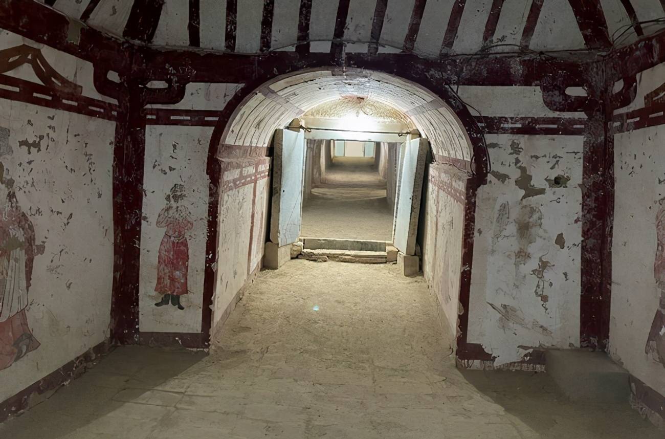 陕西挖出唐朝公主墓发现盗墓者一无耻行为专家直呼极不道德