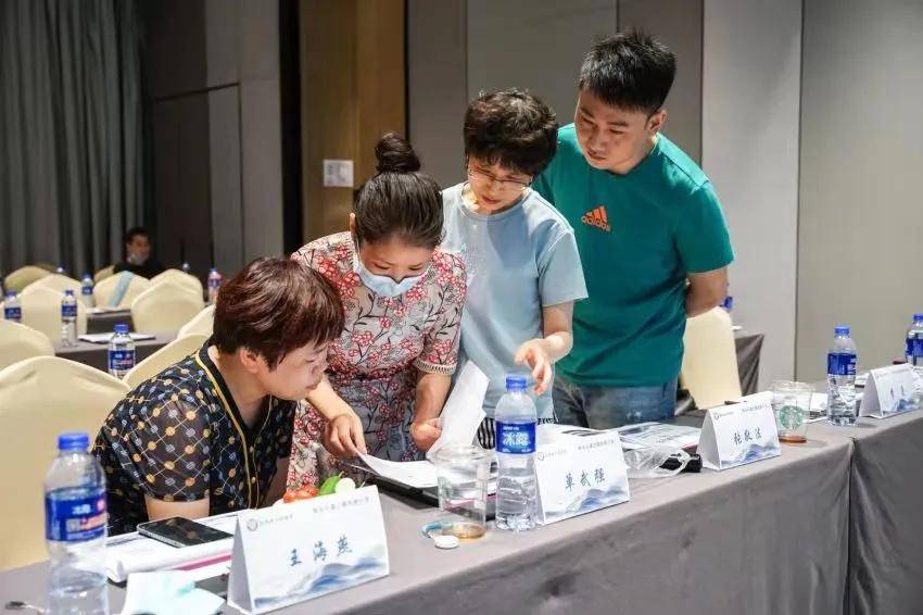 病例|宝鸡市人民医院学科动态 | 陈仓论道之眼底病沙龙顺利召开