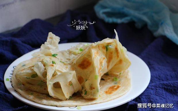 做法|早餐做个快手的千层饼, 手抓着吃, 层层香酥, 做法一看就会