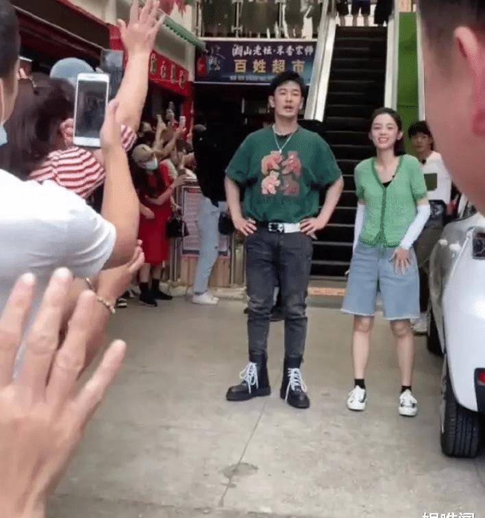 家乡|《中餐厅5》定档后，老成员赵丽颖携好友回归，这一季真不缺话题