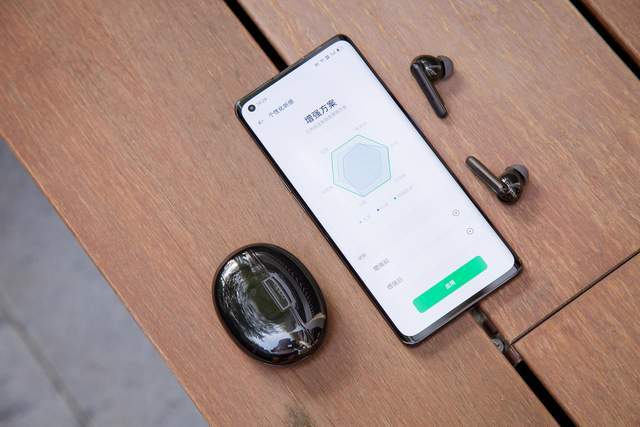 效果|预算600元，OPPO Enco Free2和FIIL CC Pro谁更值得入手？
