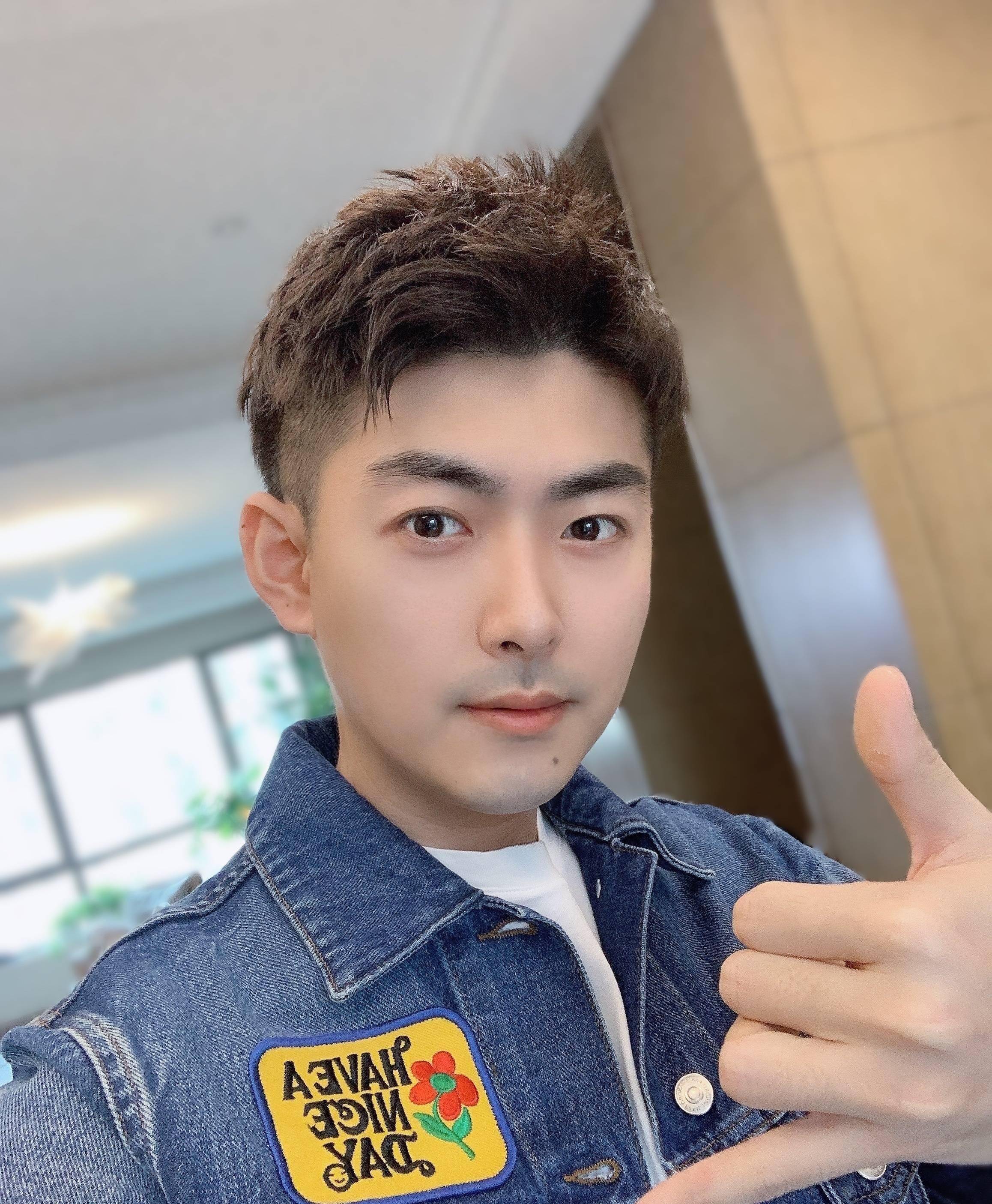 因为|《微微一笑》当年主演8人，女主跌落神坛，3位红了2位成一线