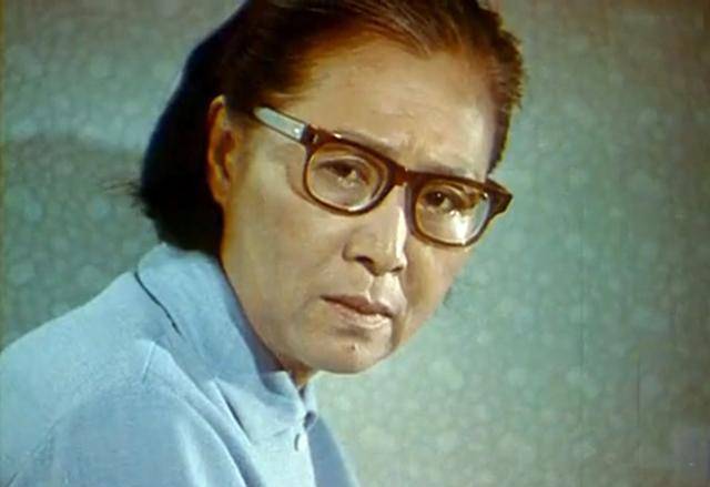 角色|美丽的上影厂女演员 一生不争名不争利 儿女孝敬家庭和睦活到90岁