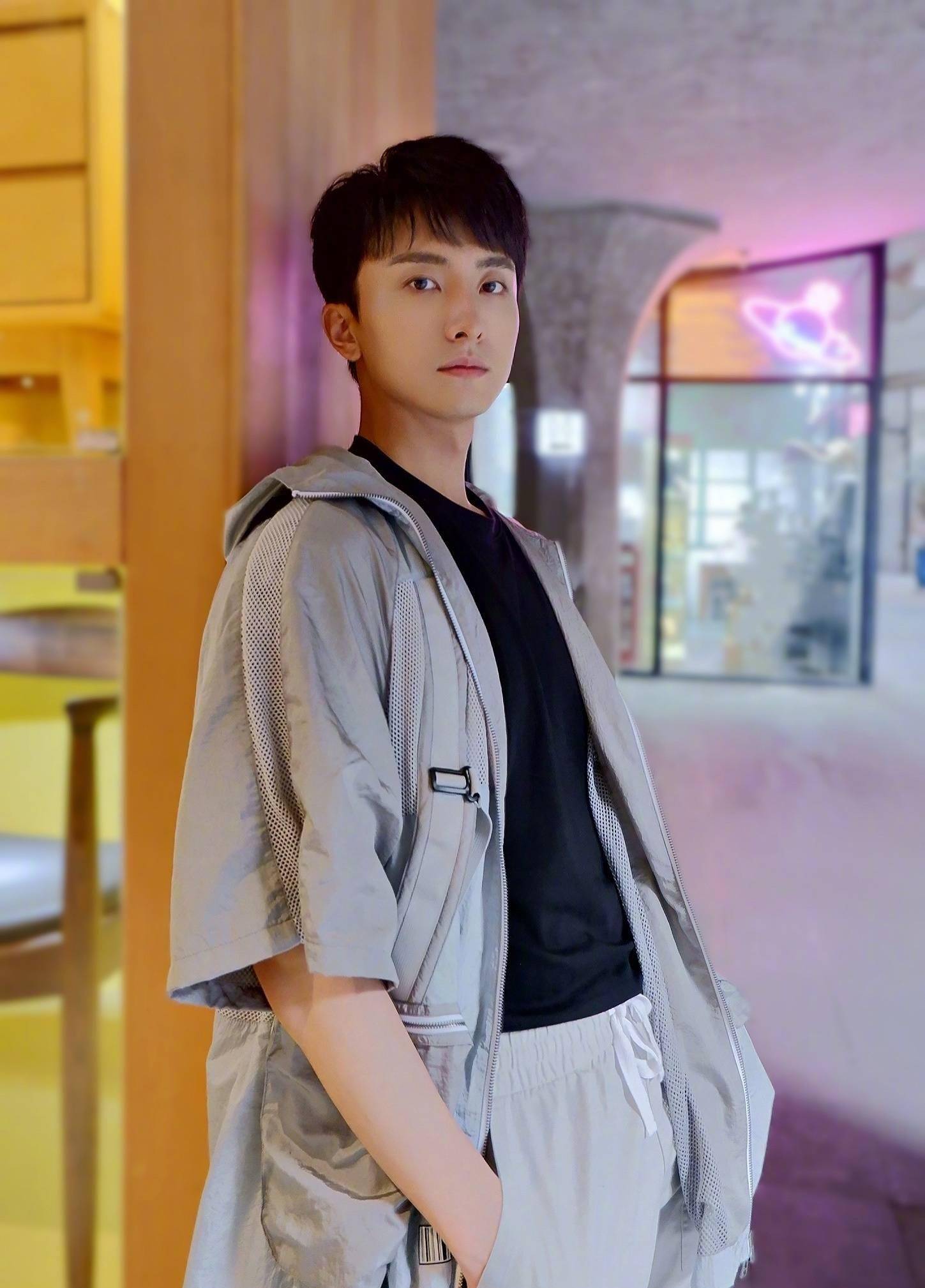 因为|《微微一笑》当年主演8人，女主跌落神坛，3位红了2位成一线