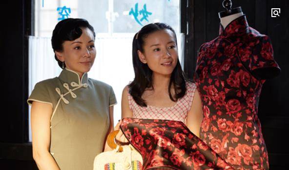 角色|董洁携手张嘉译,新剧造型让人惊艳,一人分饰两角让大家看的过瘾