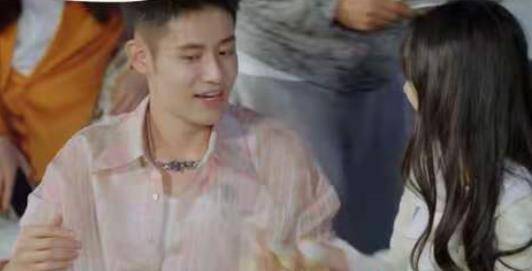 因为|张翰孟子义、周也和彭楚粤的互动，让周杰大呼，这不是恋爱节目