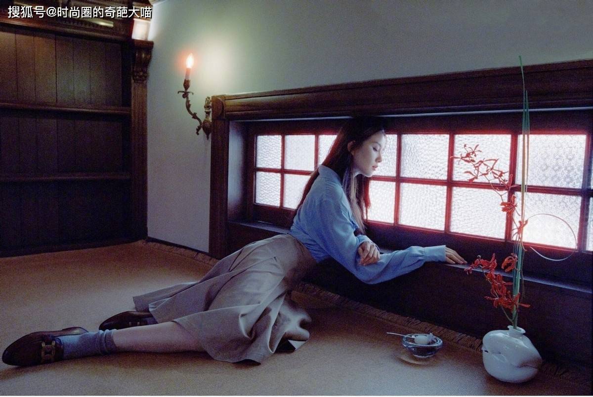 赵露思|T恤还穿不腻？看看爱豆的花式polo穿搭，素人们也值得一试