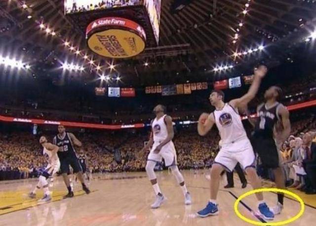 雄鹿不满太阳主场播放垫脚视频,要求其道歉,联盟将介入调查_洛佩斯