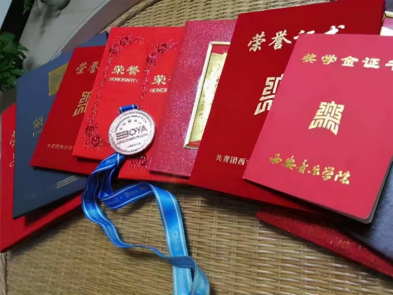 西安音乐学院女学生遭书记猥亵自杀：还有多名学