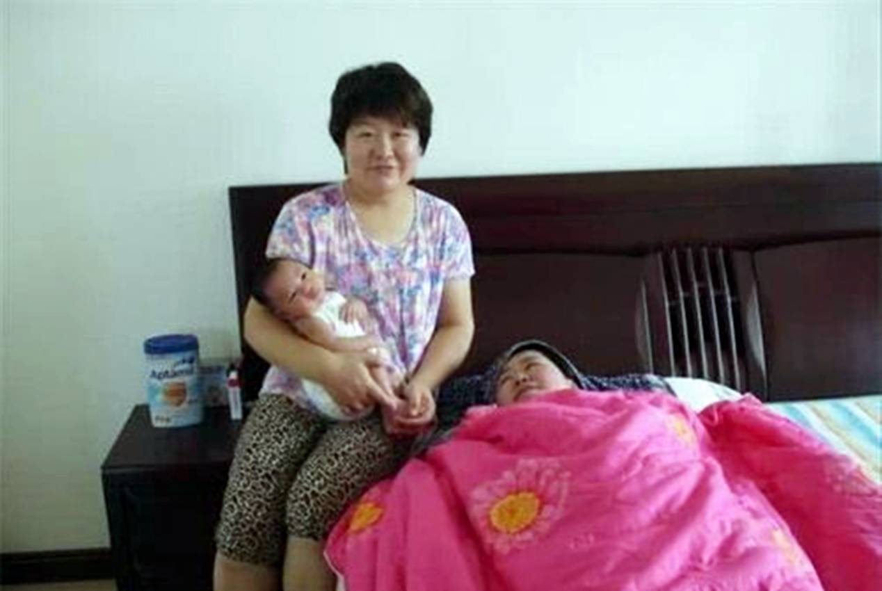 宝爸|月子休息就是“骗局”，宝妈发文抱怨，底下一片点赞，丈夫很尴尬