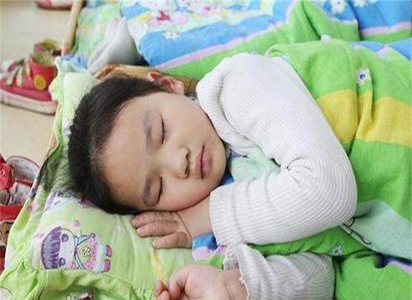 因为|“新型冷暴力”正在幼儿园盛行，孩子表达不出来，家长也一无所知