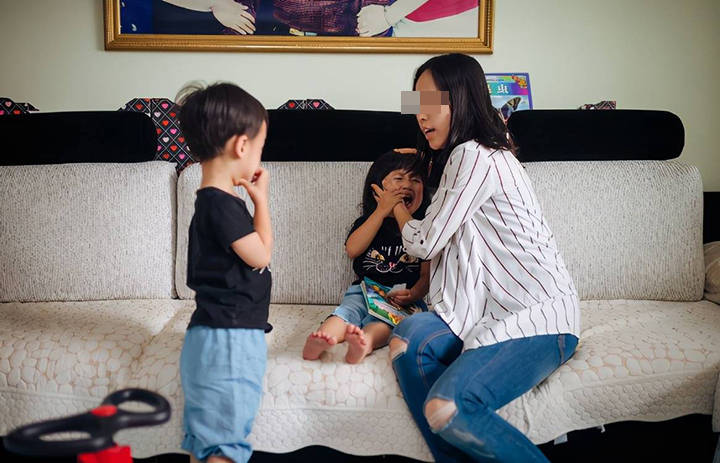 宝爸|三年生俩娃，全职妈妈被外人羡慕轻松，过来人：宁愿出去工作