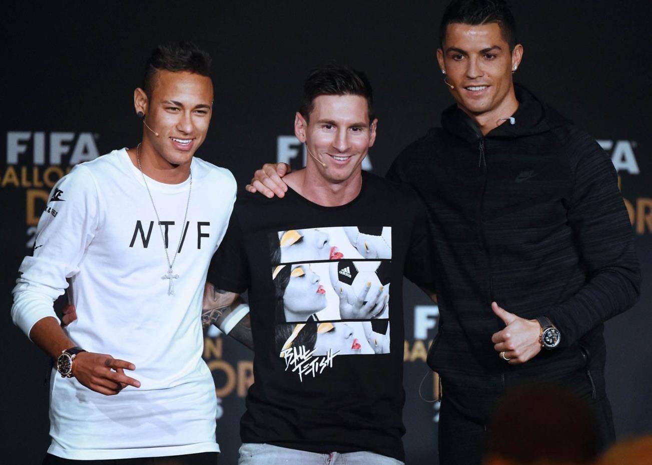 大巴黎再造cnm三叉戟!内马尔已续约,还想签c罗,m则有两种可能