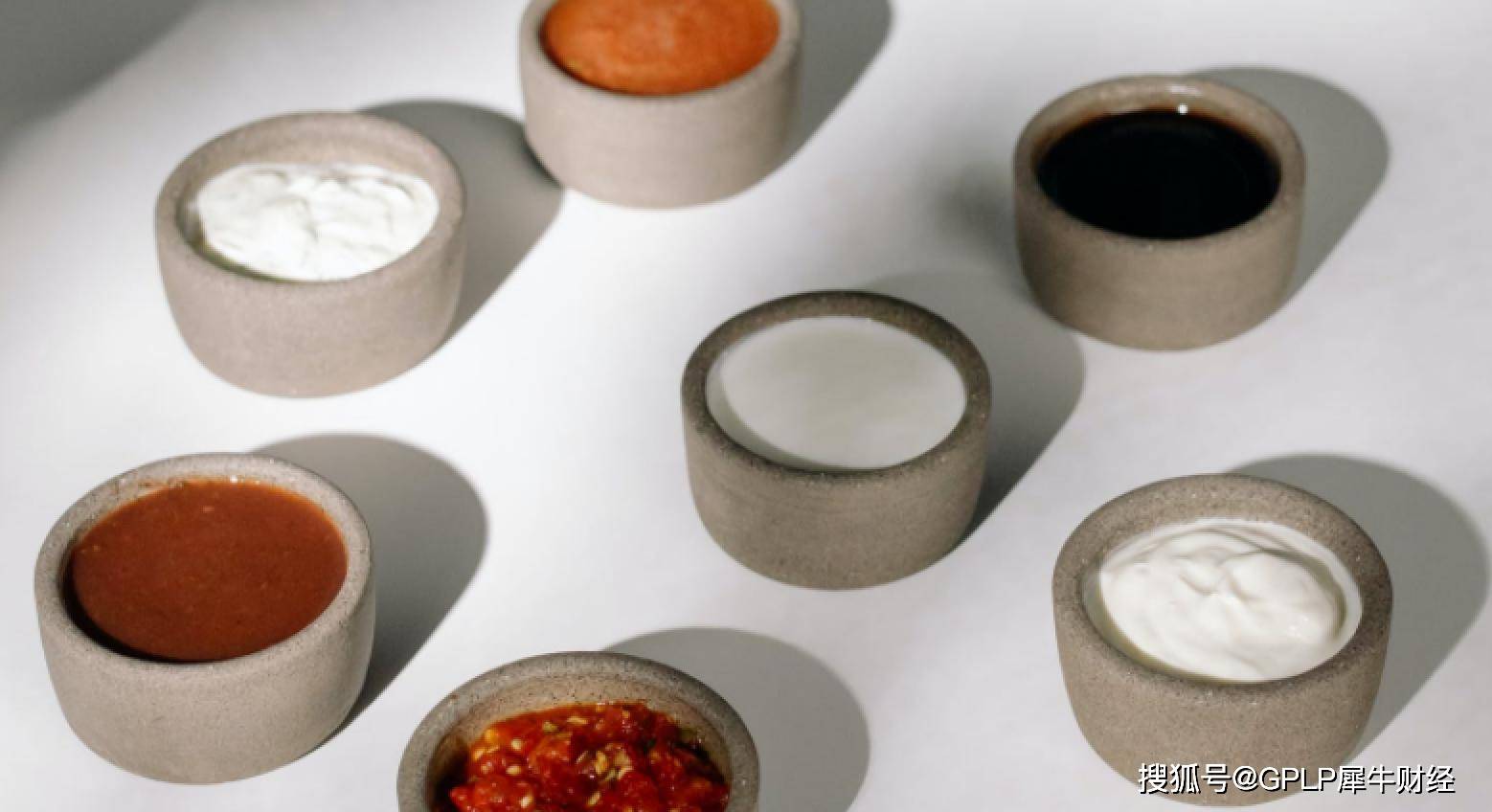 海底捞跌倒颐海国际同步受创半年市值蒸发千亿港元_搜狐网