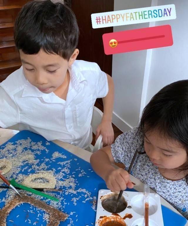 生活|霍启刚晒3子女吃早餐照片，引网友热议：真正的豪门教育