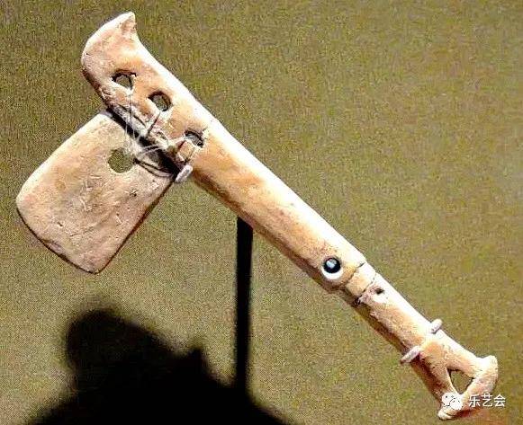 世界古代战斧式权杖与中国古代斧钺式权杖和战锤式权杖的考古学研究_西亚