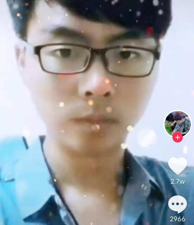 郭威的少年照曝光,那时他帅气有加,网友看了表示:太像许敏了_照片