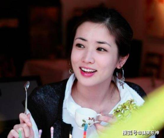 父亲|同演《传闻中七公主》走红,仅她未婚,她破产三婚幸福,她入豪门