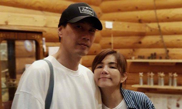 夫妻俩|她刚生完儿子又怀上二胎？夫妻俩都没否认，还说要“脑海结扎”