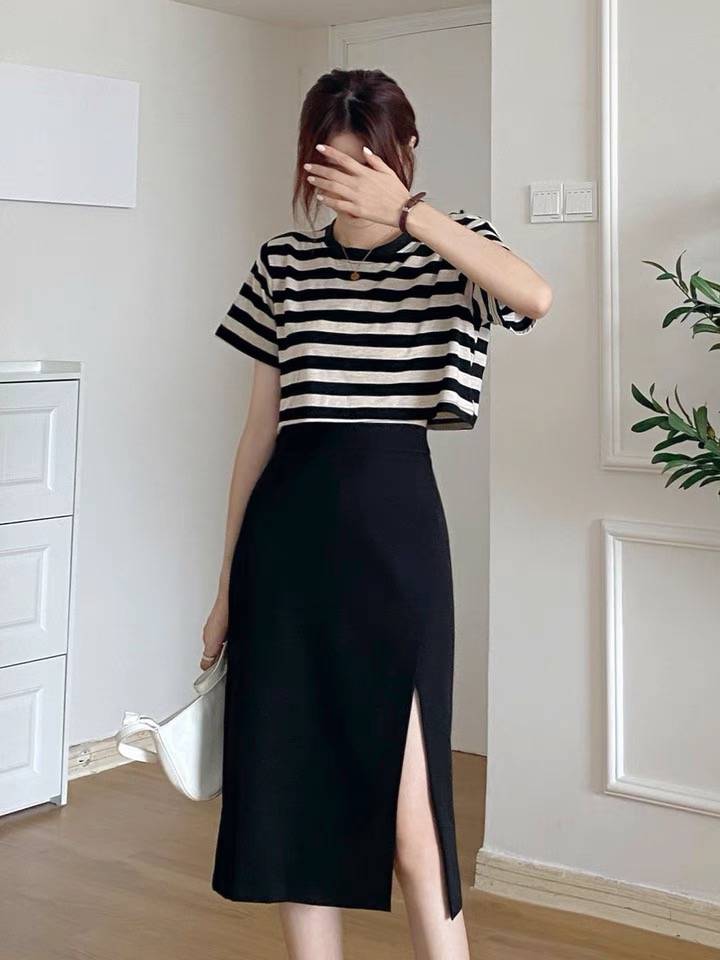 夏天|服装搭配秘诀丨夏天最美不过黑白配,时髦减龄又高级,谁穿谁好看