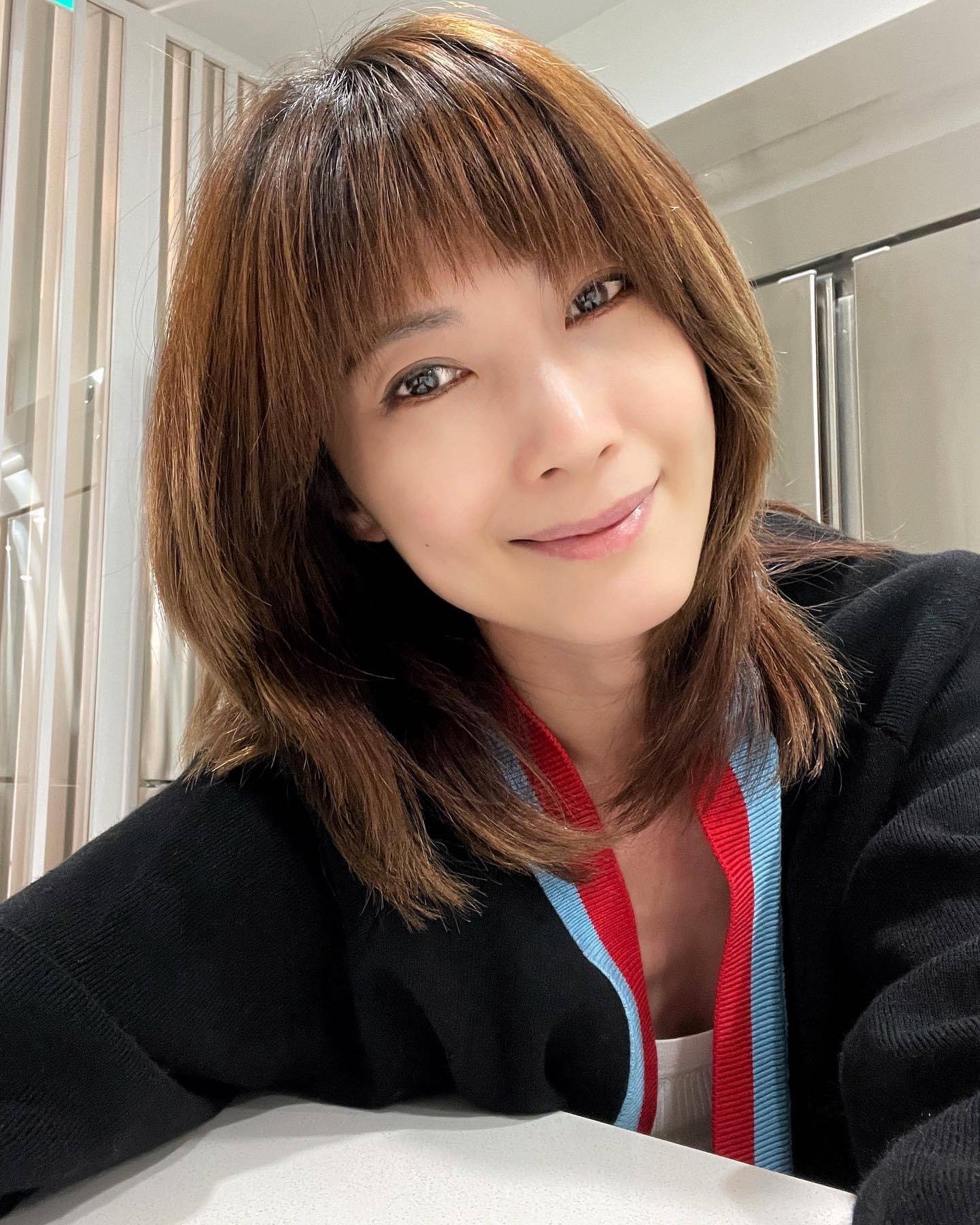 糖朝冠冕收官之战欧萱荧幕里外被甜品包围