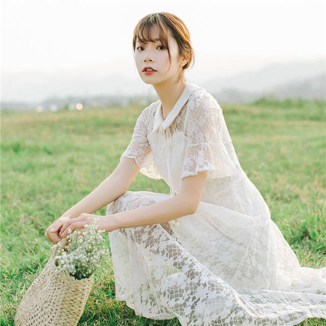 指数|聪明的女人七夕约会，衣橱都会备这3条裙子，百搭透着精致女人味