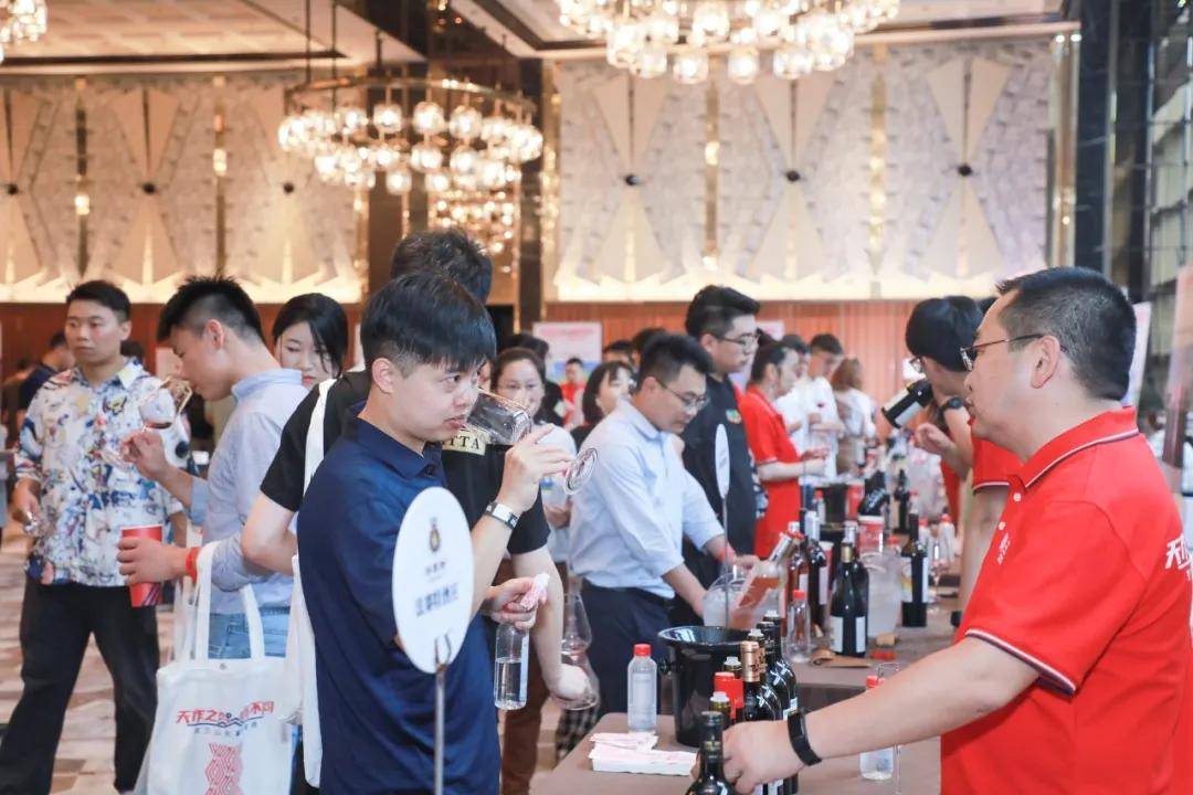 酒庄|圆满收官！贺兰山东麓葡萄酒银川产区2021城市巡展南京站成功举办