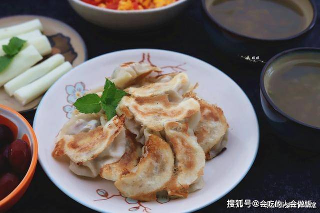 美食|给小学生准备的营养早餐，花了半小时，网友：够我吃一整天