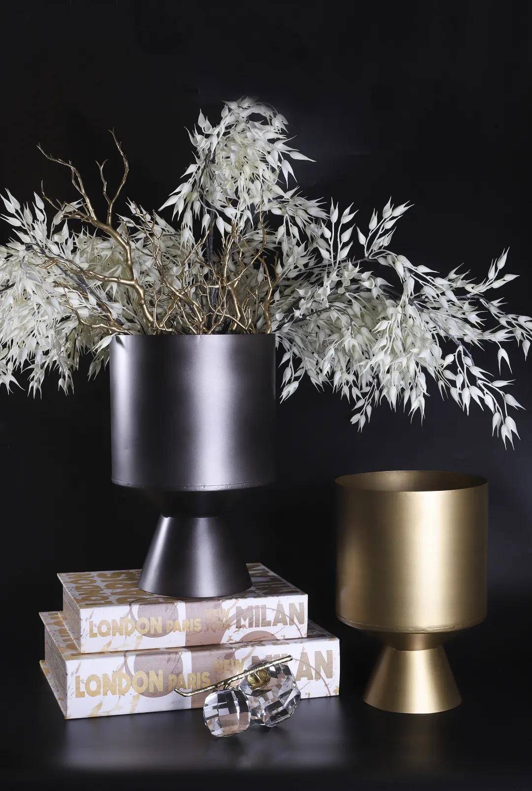 福州软装设计公司 精致花器 让空间之美成倍放大 粉紫色