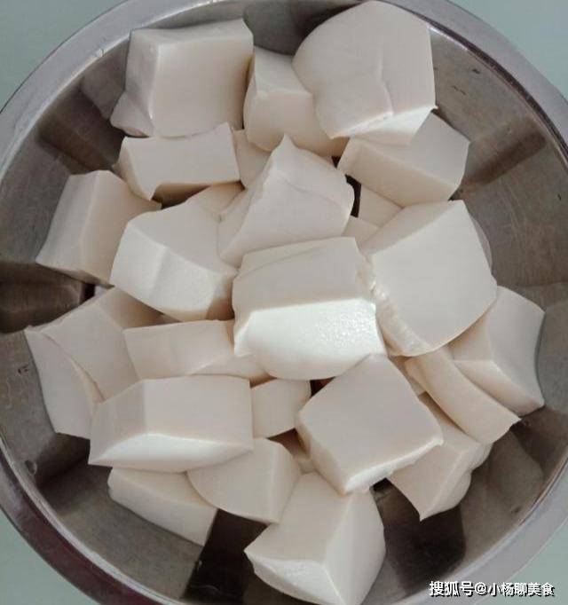 美食|这菜，女人隔三差五吃，淡化色斑，皮肤白皙更水灵