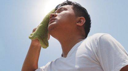 中暑的症状有哪些?刮痧有用吗?