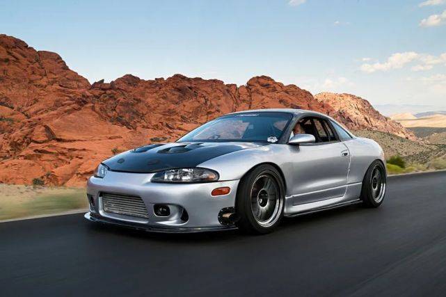 速度与激情低调的三菱跑车,还是主角保罗的座驾之一