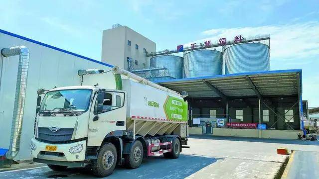 科技有限公司在天易经开区投资项目,成立了湘潭县正邦饲料有限公司