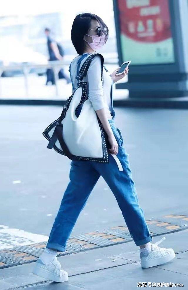 身材|许晴52岁了还和小姑娘似的，穿连体裤好少女，保养能力让人折服