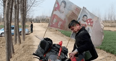 郭新振|寻子24年报废10辆摩托车，刘德华的“儿子”终于找到！但悲剧还没结束......