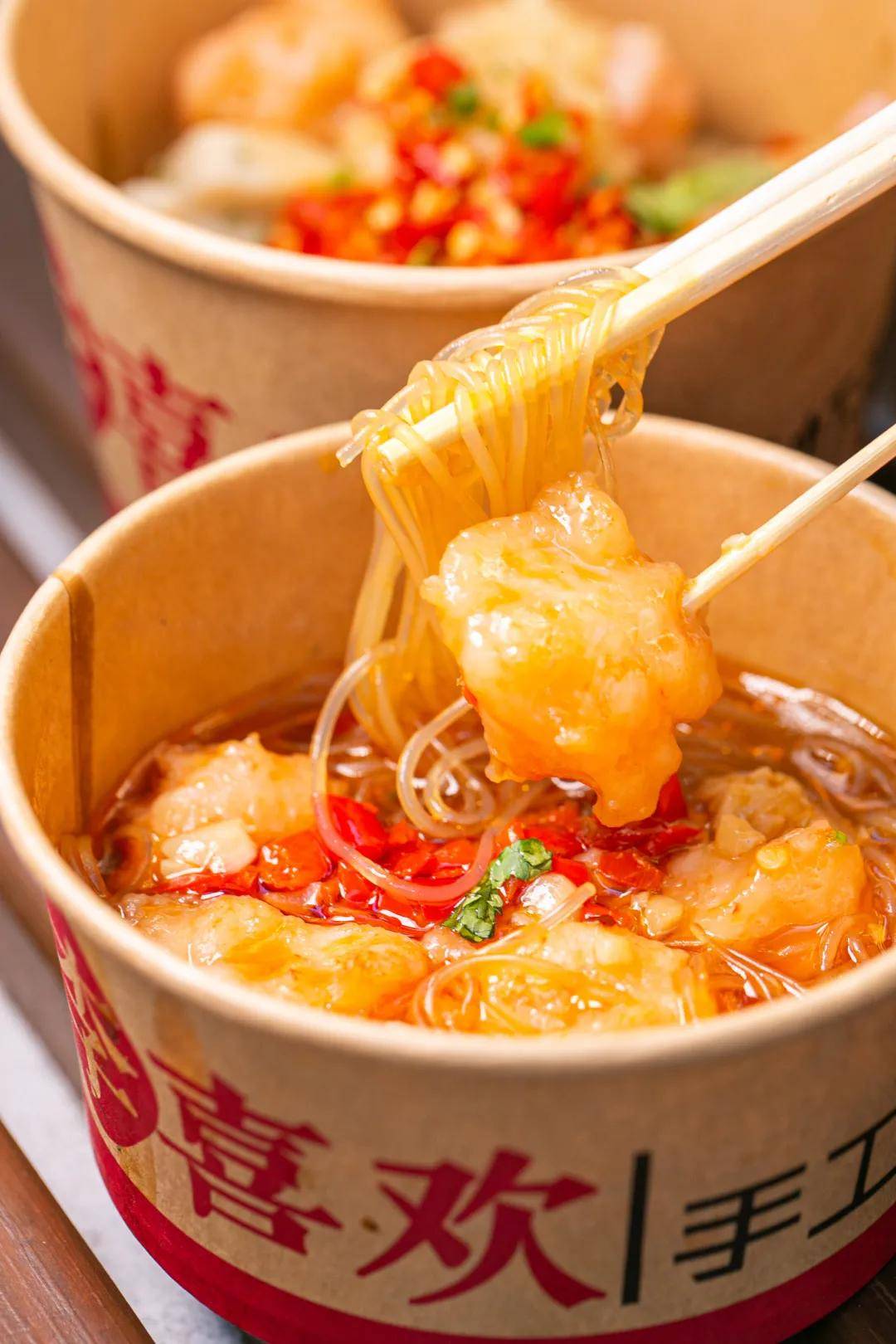 粉丝虾滑有蒜蓉,蟹黄,泰式三种风味,浸满灵魂汤汁时,它打败了花甲粉!