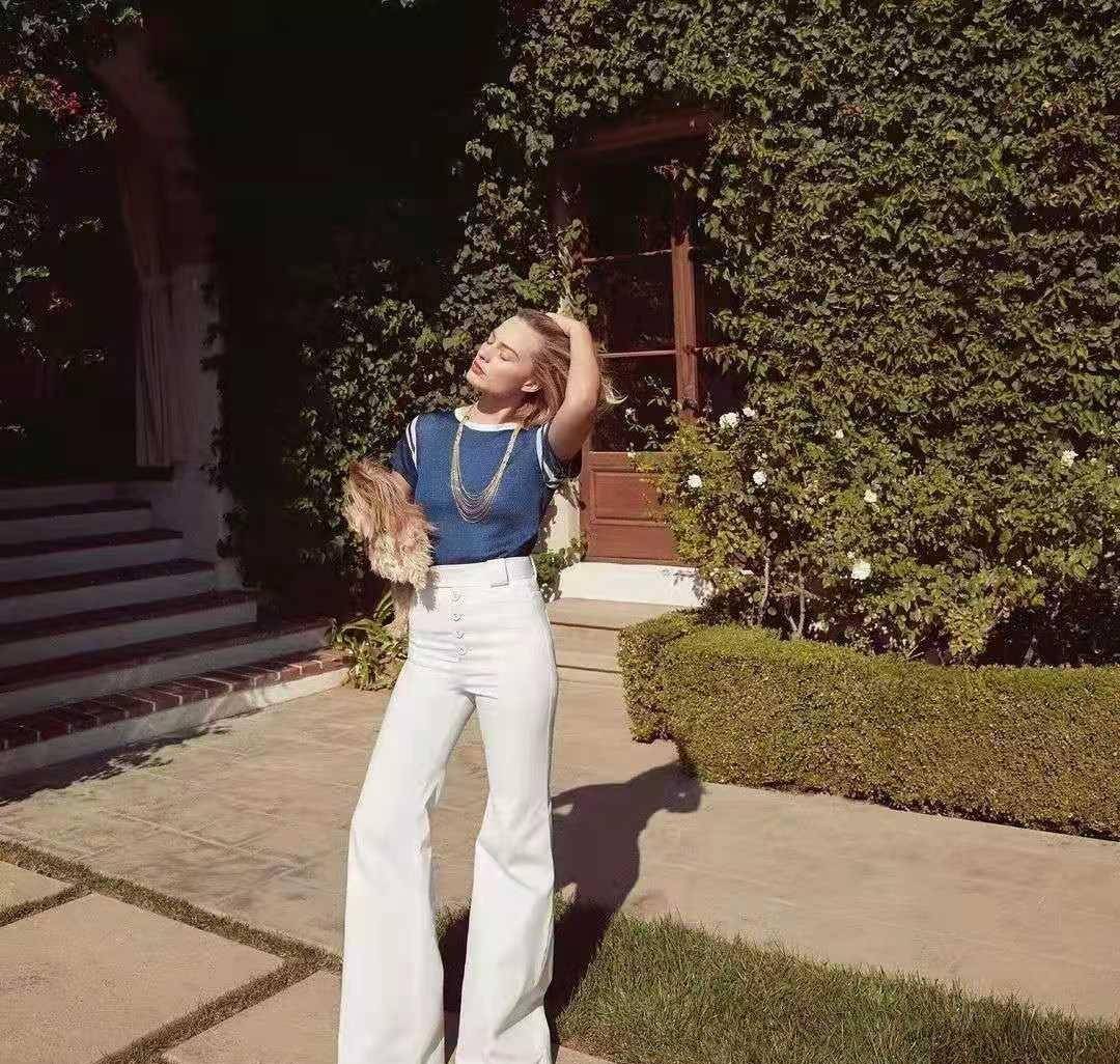 视觉|高级有质感的“短袖针织衫”，今夏流行这3种搭配，好看还超显瘦