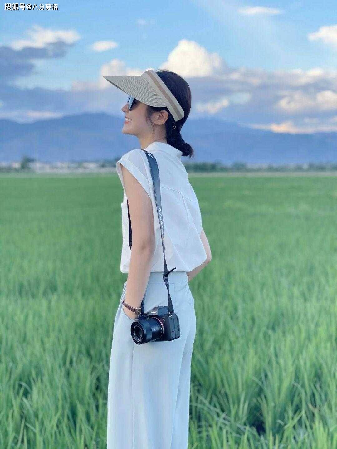 黑色|夏天穿衣在搭不在多,试试这些温柔舒适的穿搭方式,美翻整个夏天