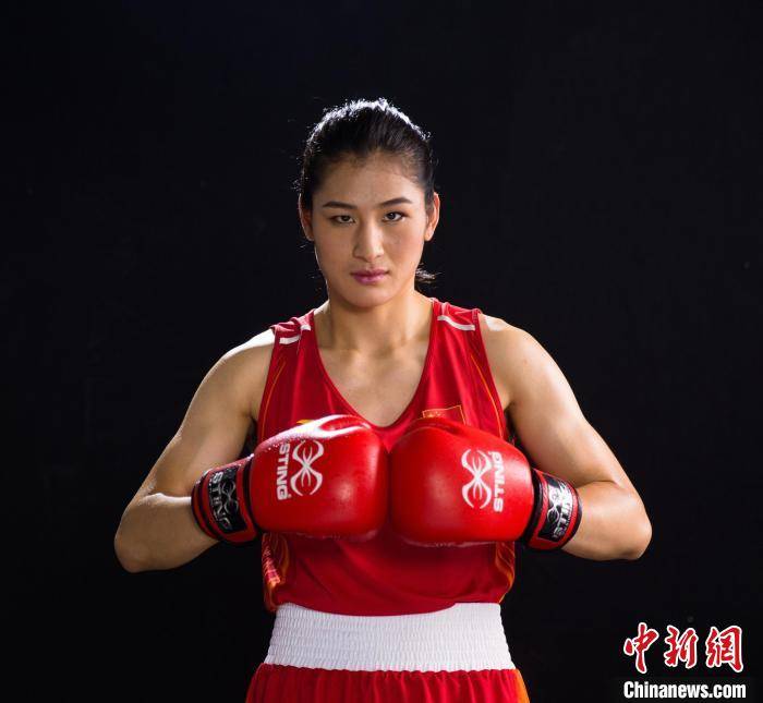  中国拳击运动员李倩：以平和的心