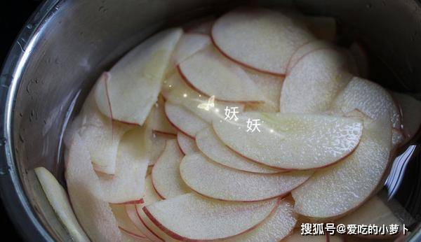 烤箱|宝贝最爱的苹果新吃法, 无添加又脆又甜嘎嘣响, 比买的划算多了