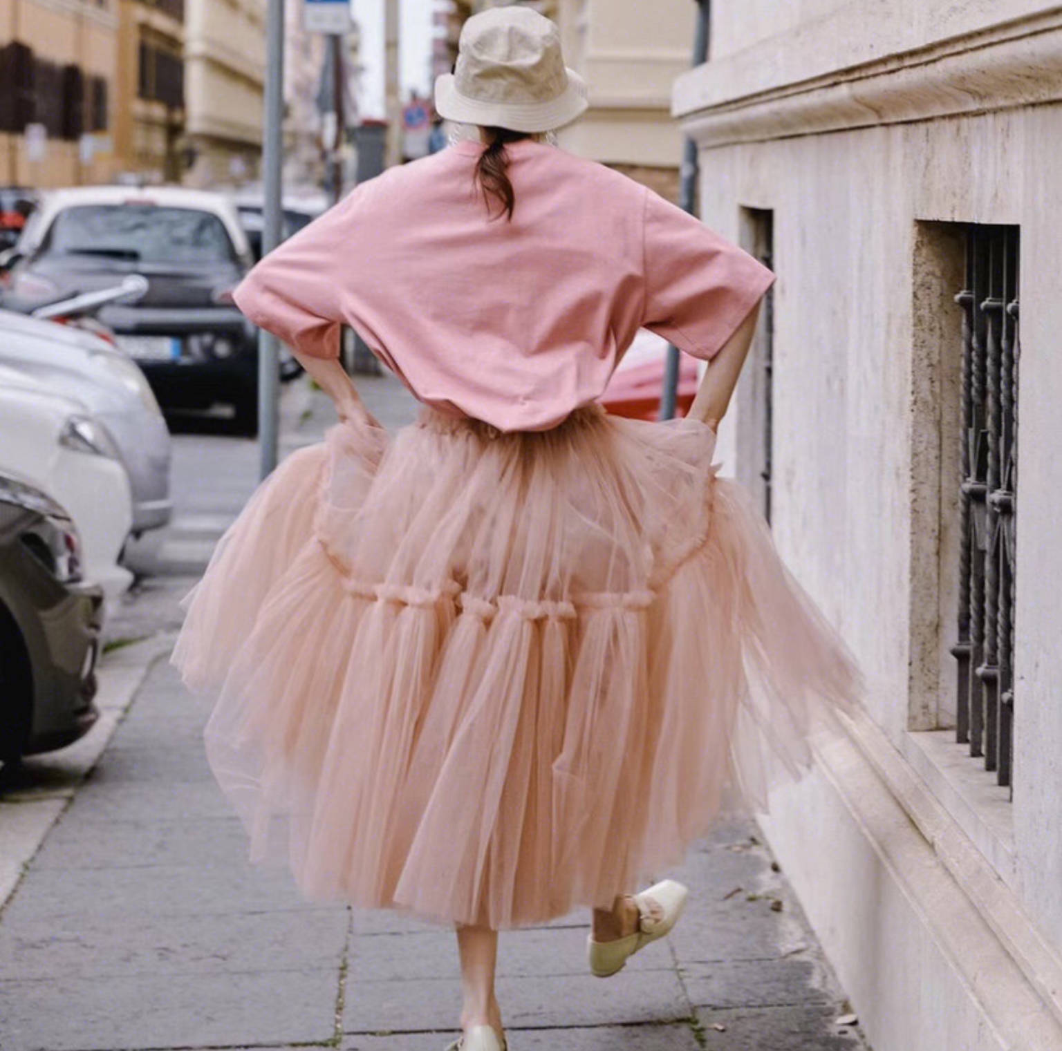 超短裙|身材不好的女人最好别穿这几款裙子,显矮又显胖,你的衣柜里有吗