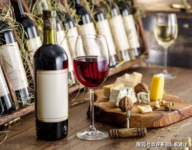 地区|商超卖20元一瓶的葡萄酒能喝吗？超市员工不小心说出了事情的真相
