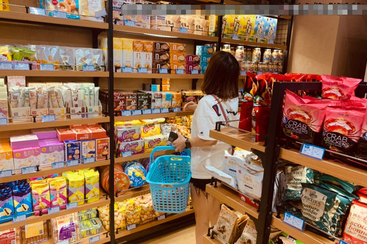 塔利亚|紧跟进口零食发展动态 卡塔利亚融入网红元素